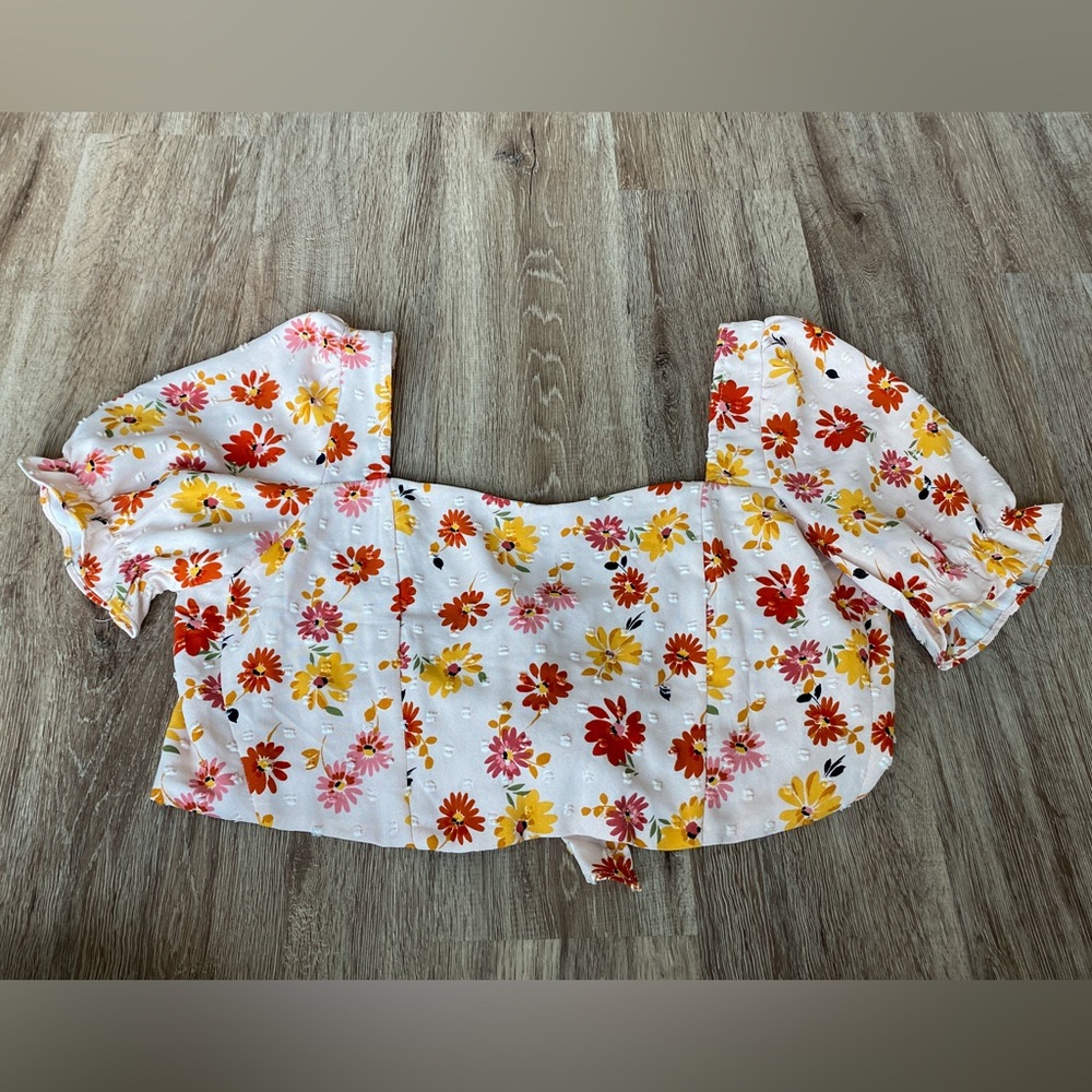 Floral Crop Blouse, Medium